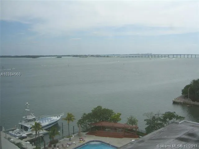 Four Ambassadors #825 image #23