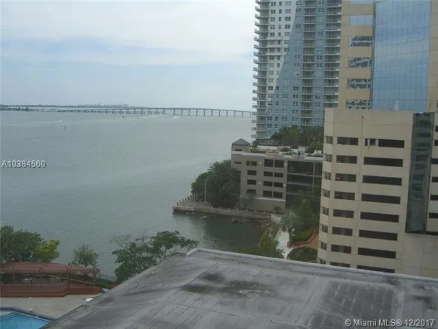 Four Ambassadors #825 image #24