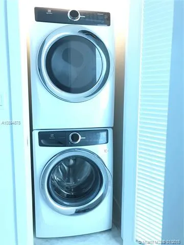 Echo Brickell #2902 image #30