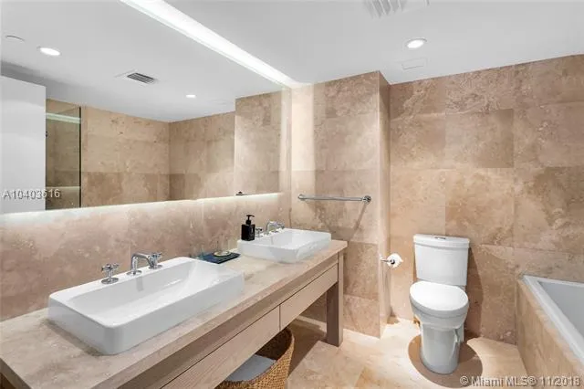 1 Hotel & Homes #1415 image #15
