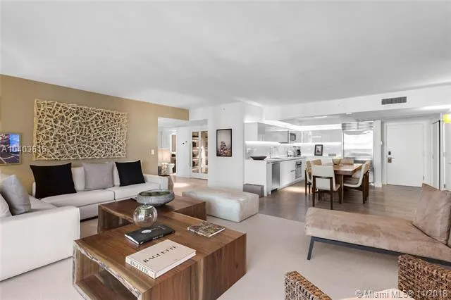 1 Hotel & Homes #1415 image #8