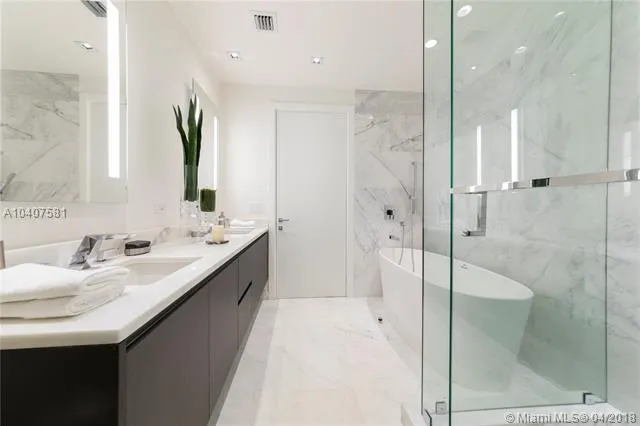 Echo Brickell #4102 image #19