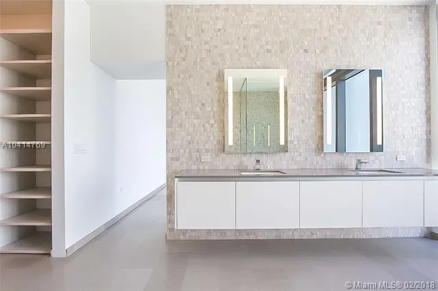 Rise Brickell City Centre #4101 image #27