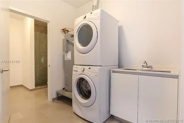 Rise Brickell City Centre #4101 image #34