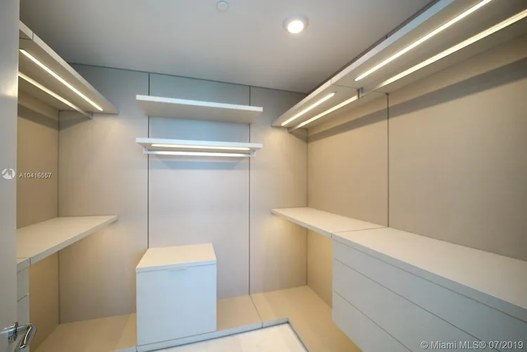 Jade Signature #605 image #29