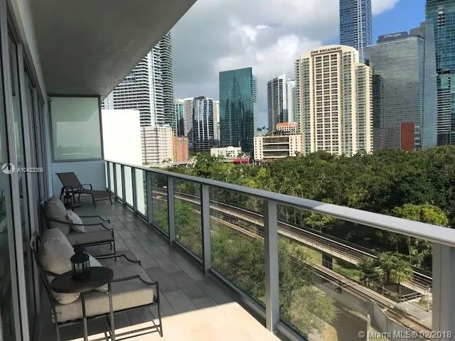 Le Parc at Brickell #801 image #31