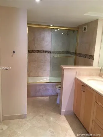 Towers of Key Biscayne #D1006 image #8