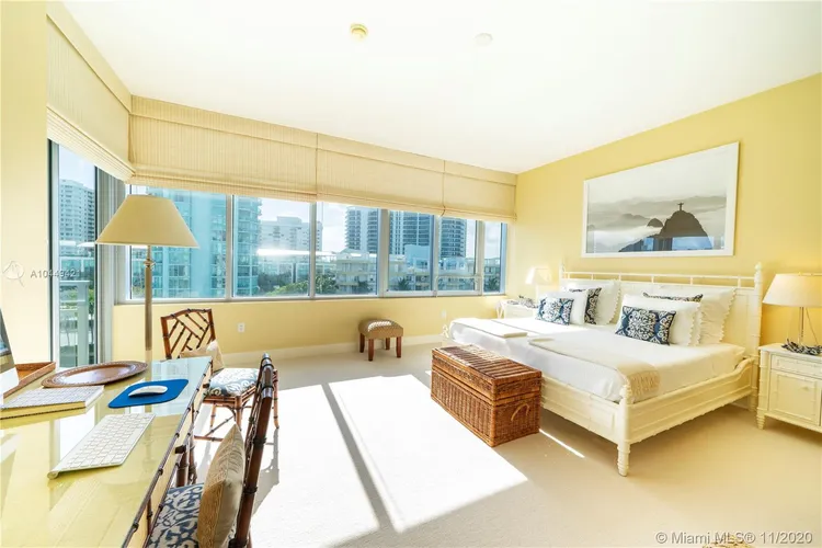 Gorlin at Aqua #603 image #10