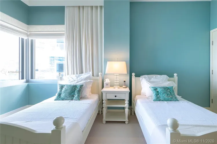 Gorlin at Aqua #603 image #19