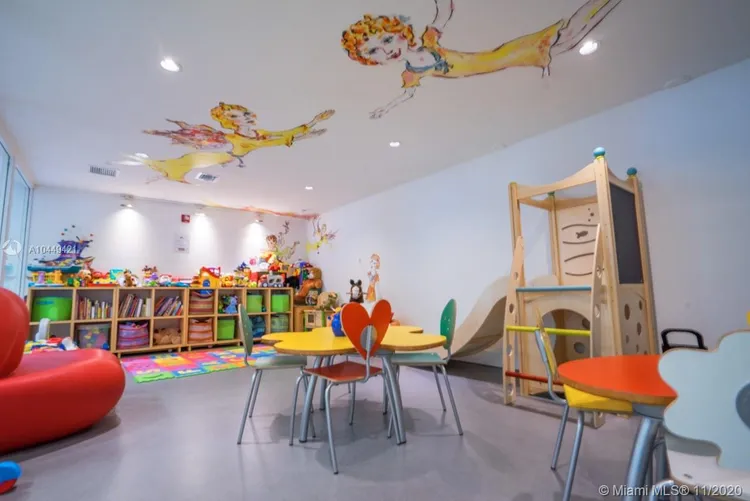 Gorlin at Aqua #603 image #54