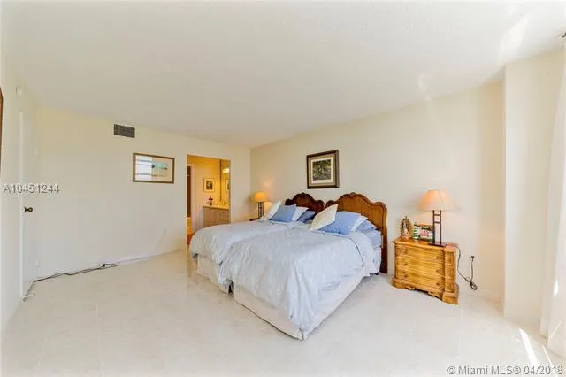 Brickell Bay Club #903 image #7