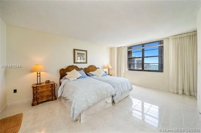 Brickell Bay Club #903 image #8