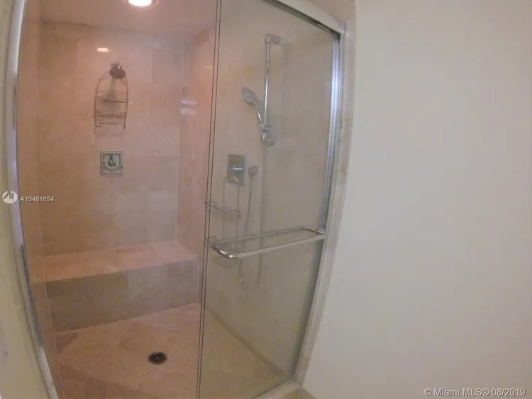 One Village Place #1007 image #6
