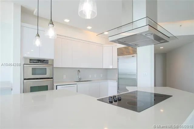 Emerald at Brickell #2101 image #13