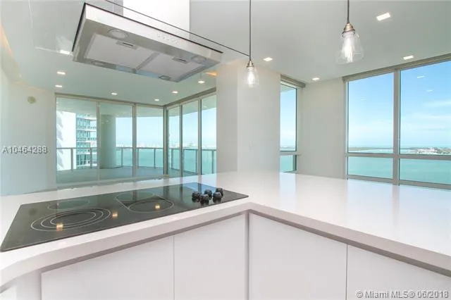 Emerald at Brickell #2101 image #17