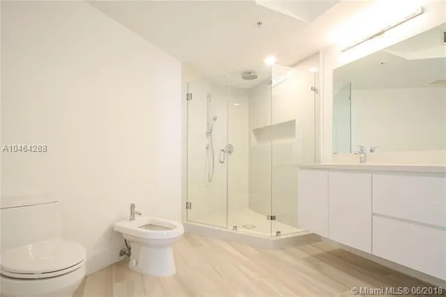 Emerald at Brickell #2101 image #21