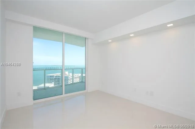 Emerald at Brickell #2101 image #28