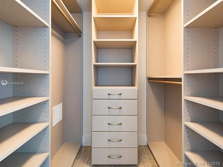 1 Hotel & Homes #922 image #10