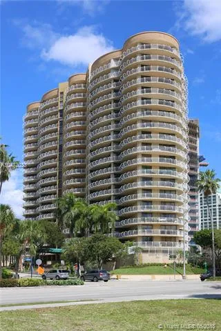 Grove Towers #7A image #15