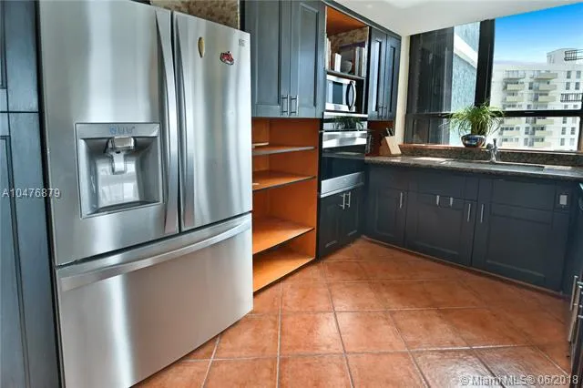 Palm Bay Yacht Club #801 image #11