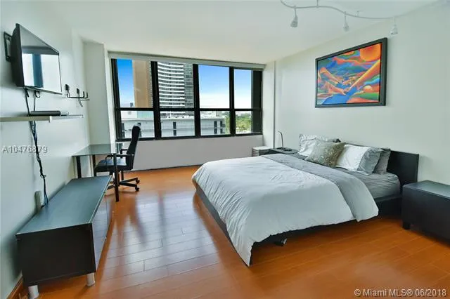 Palm Bay Yacht Club #801 image #12