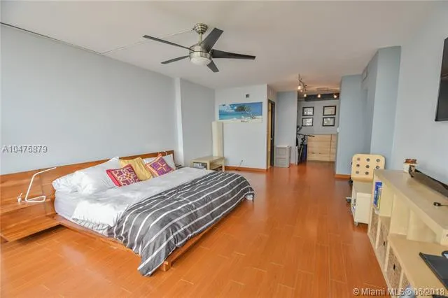 Palm Bay Yacht Club #801 image #16