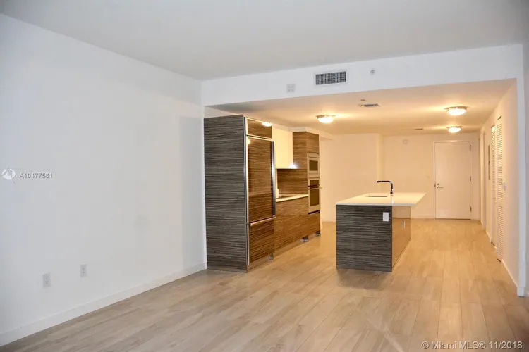 Icon Bay #3903 image #21