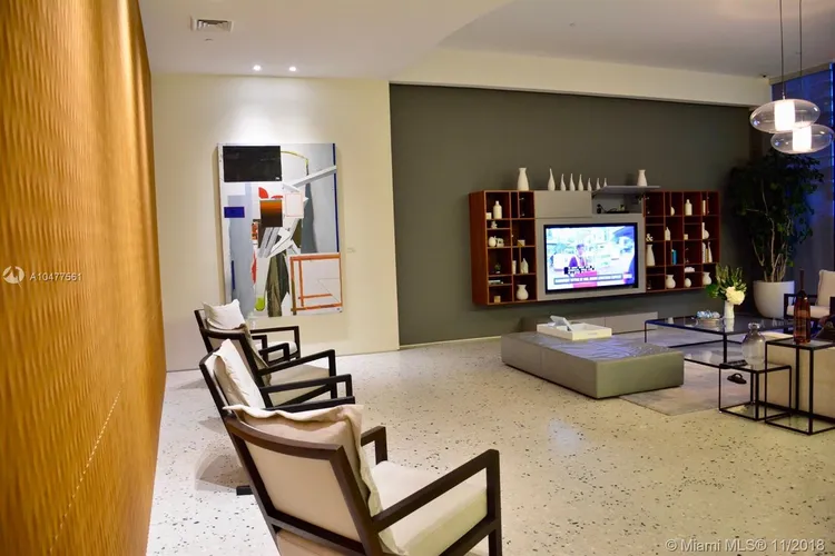 Icon Bay #3903 image #9