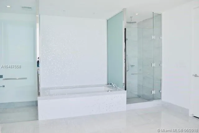 Jade Signature #705N image #14