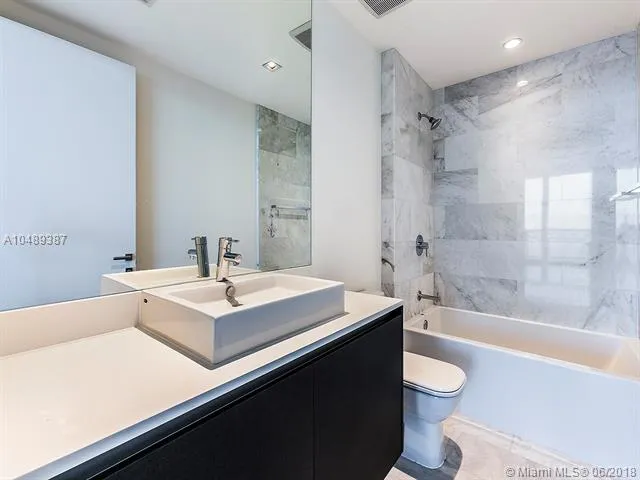 Echo Brickell #3801 image #18