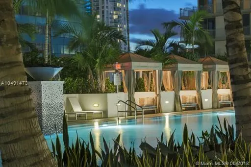 Monarc at Met 3 #1919 image #19