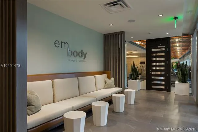 Monarc at Met 3 #1919 image #9