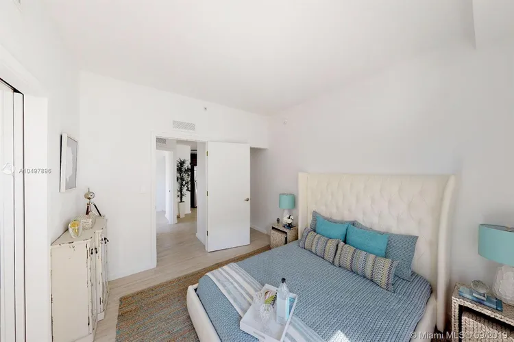 Emilia Edgewater #701 image #14