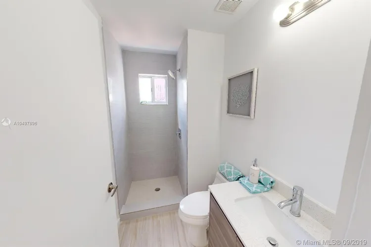 Emilia Edgewater #701 image #15