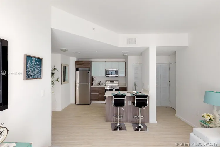 Emilia Edgewater #701 image #7