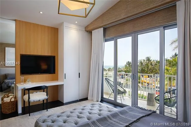 Shelborne #T6 image #11