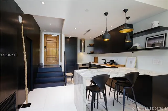 Shelborne #T6 image #20