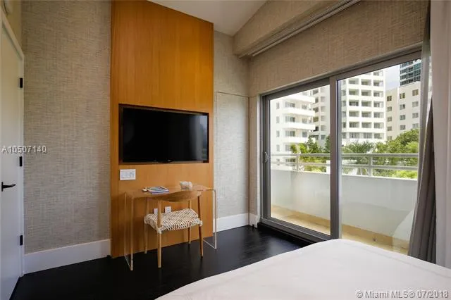 Shelborne #T6 image #7