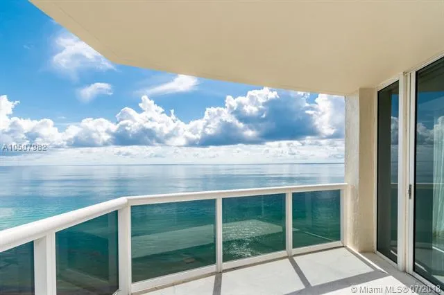 Ocean Three #2201 image #15