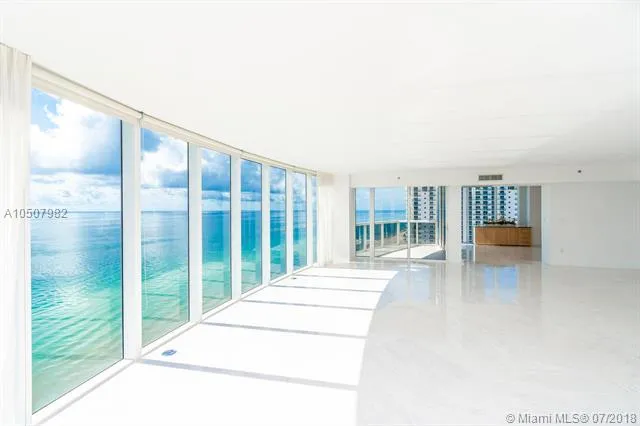 Ocean Three #2201 image #6