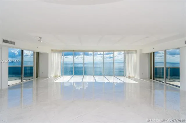 Ocean Three #2201 image #7