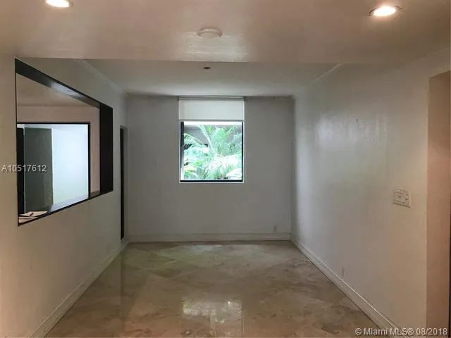 Key Colony IV Botanica #146 image #21