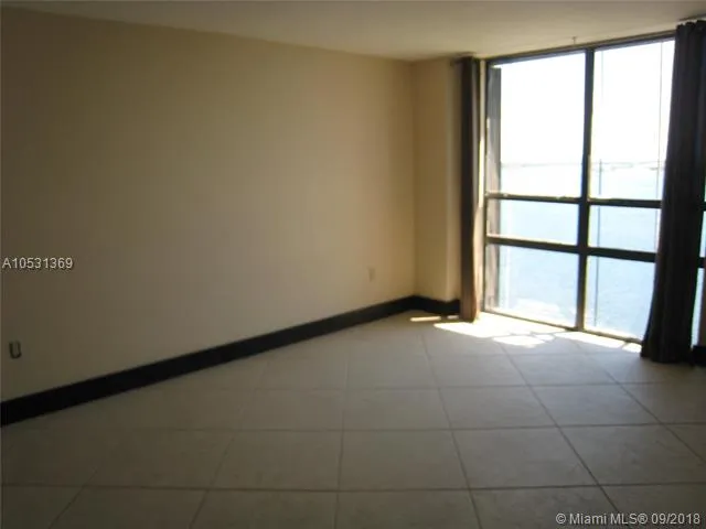 Costa Bella #1501 image #11