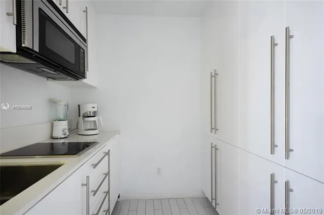 W South Beach #909 image #12