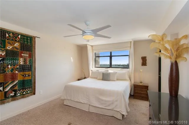 Venetian Isle Condo #1202 image #7
