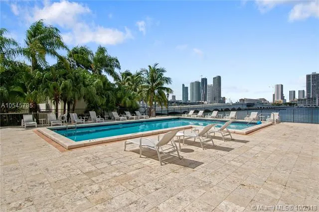 Venetian Isle Condo #1202 image #9