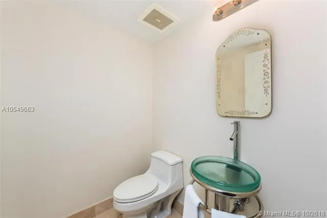 Emerald at Brickell #1705 image #15