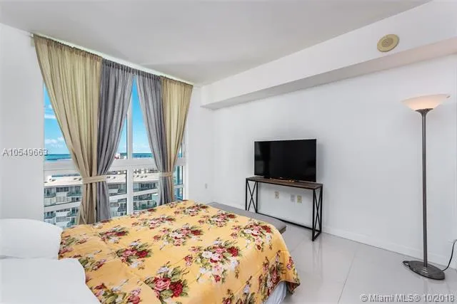 Emerald at Brickell #1705 image #22