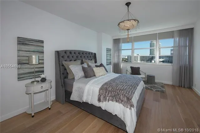 Belle Plaza #1218 image #7