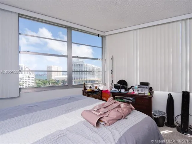 Four Ambassadors #1270 image #10